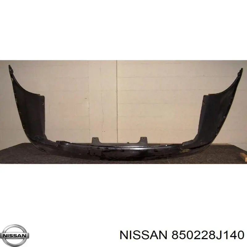 Буфер (бампер) задній на Nissan Altima L31 