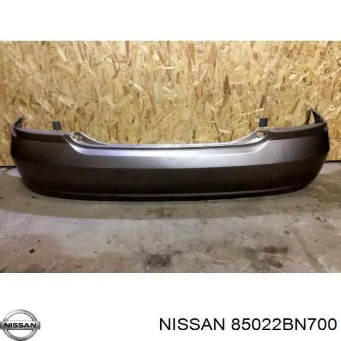 Купити Задній бампер Nissan Almera II N16