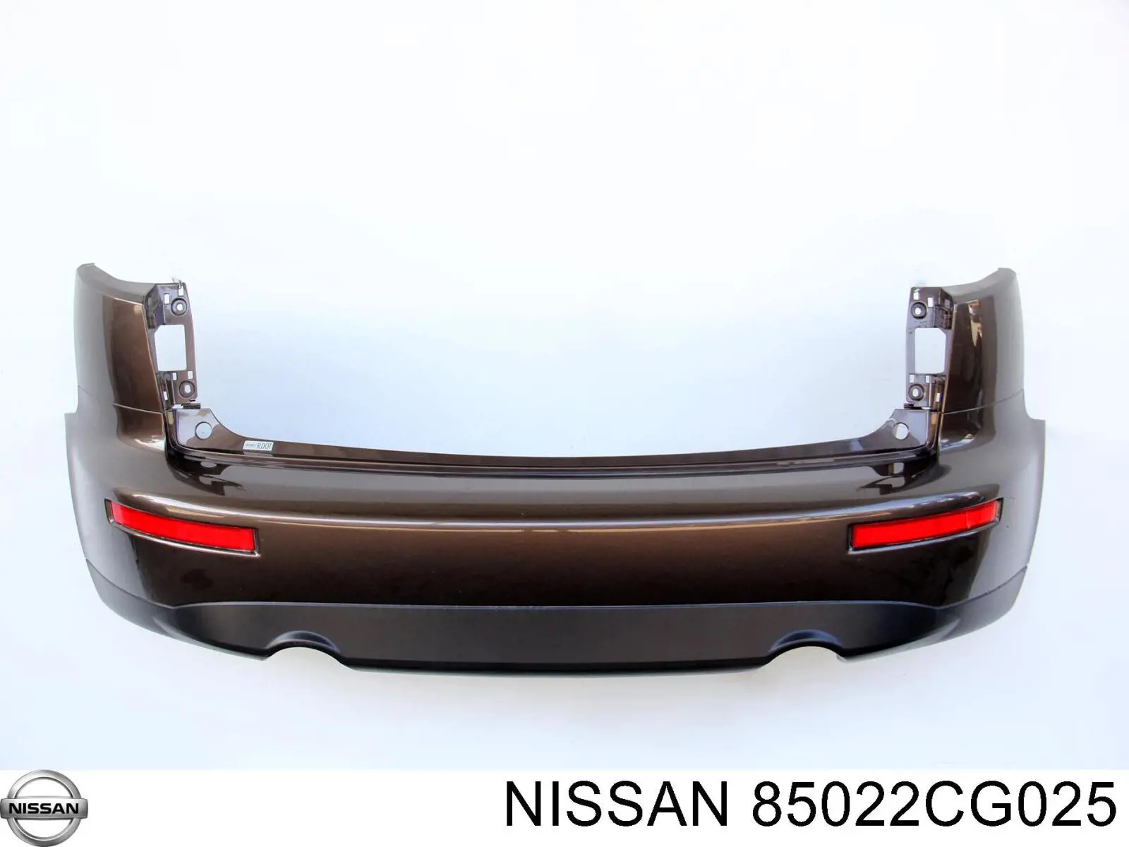 85022CG025 Nissan бампер задній