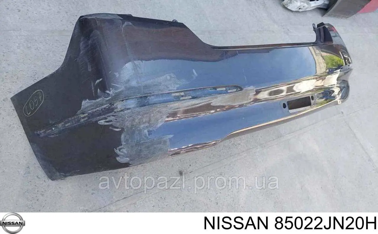  Задній бампер Nissan Teana 