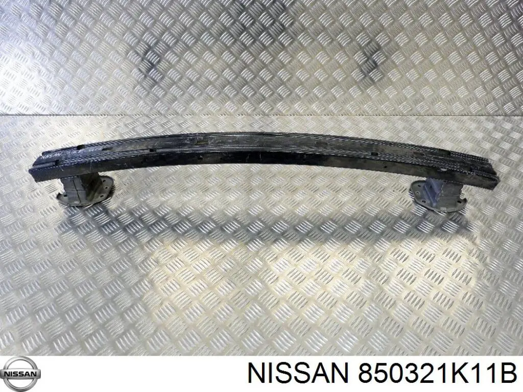 850321K11B Nissan/Infiniti Шина бампера заднього