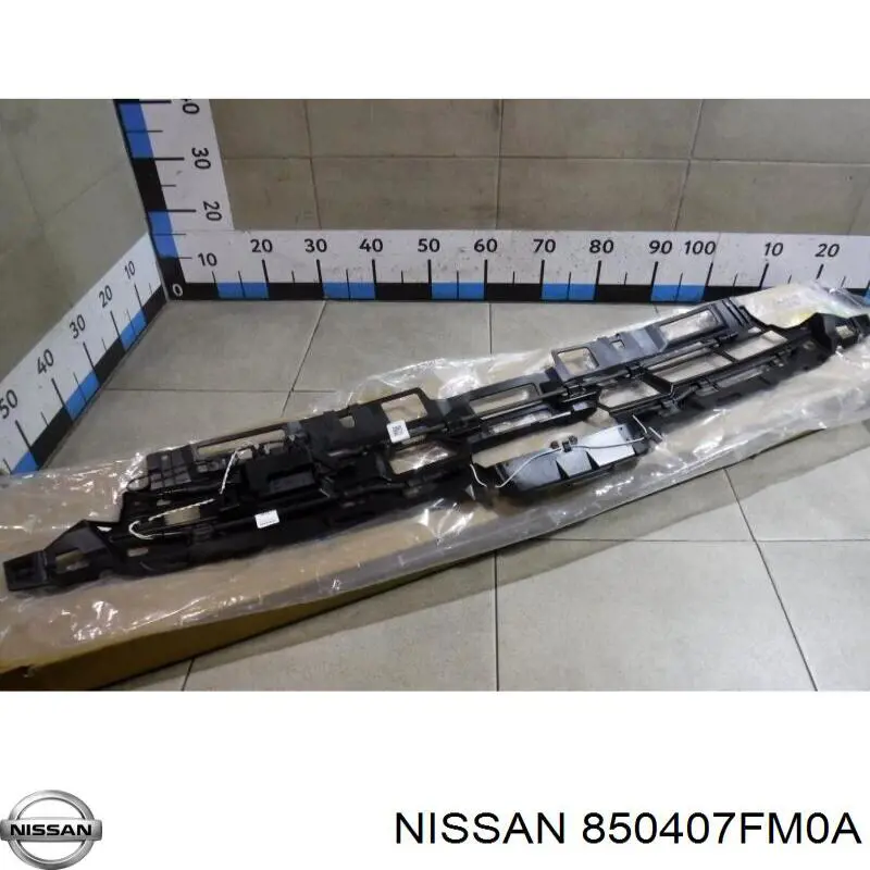  850407FM0A Nissan/Infiniti