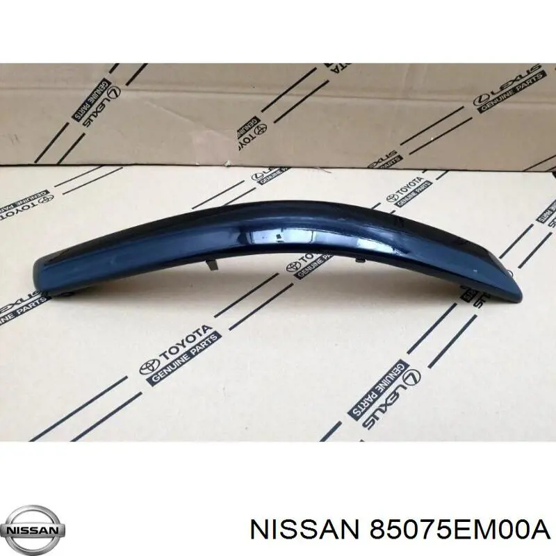 Купити 85075EM00A Nissan/Infiniti Молдинг заднього бампера, лівий