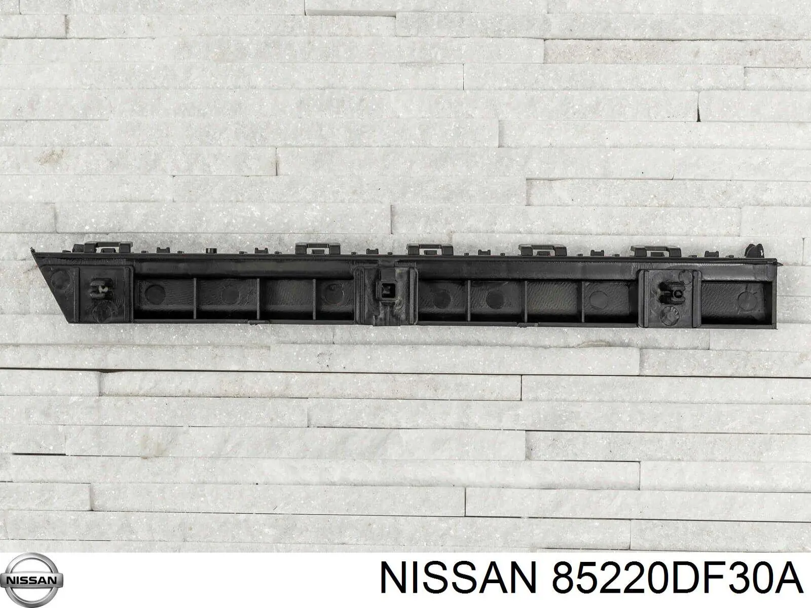  Nissan/Infiniti 85220DF30A ціна, від 19.00 USD