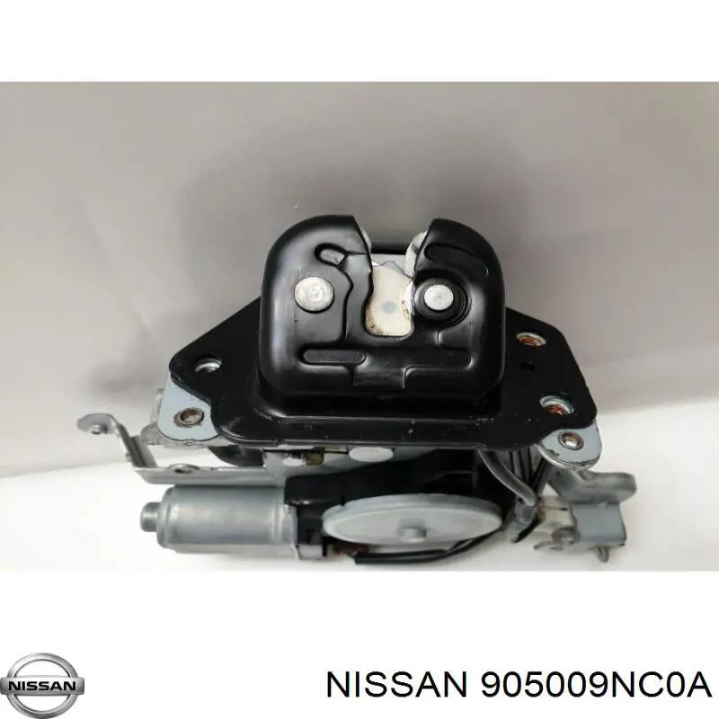 Купити 905009NC0B Nissan/Infiniti Замок 3/5-х дверей, задній