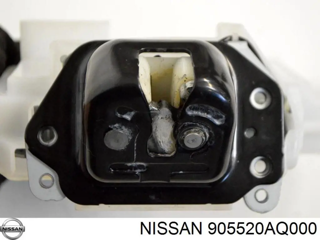 905520AQ000 Nissan/Infiniti Замок п'ятих дверей