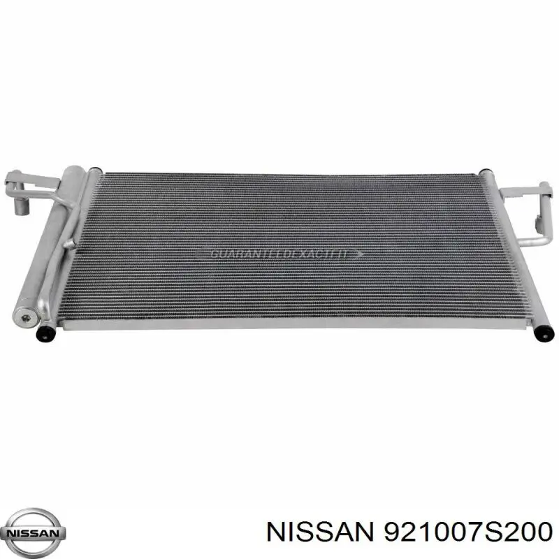 Радіатор кондиціонера 921009GF0A Nissan/Infiniti