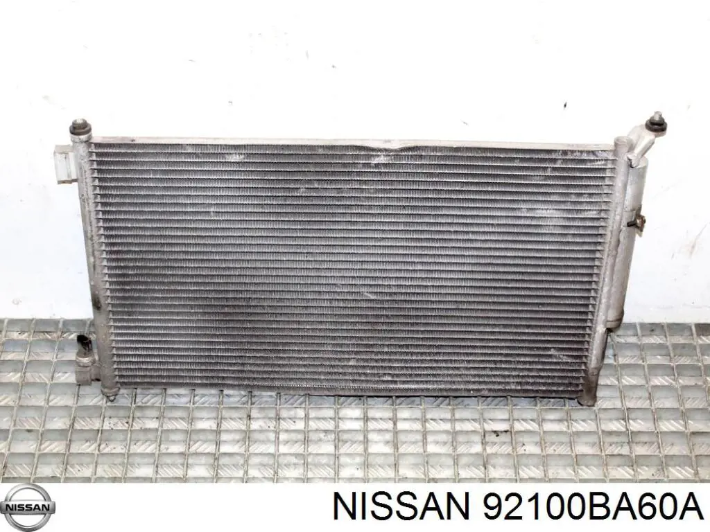 92100BA60A Nissan радіатор кондиціонера