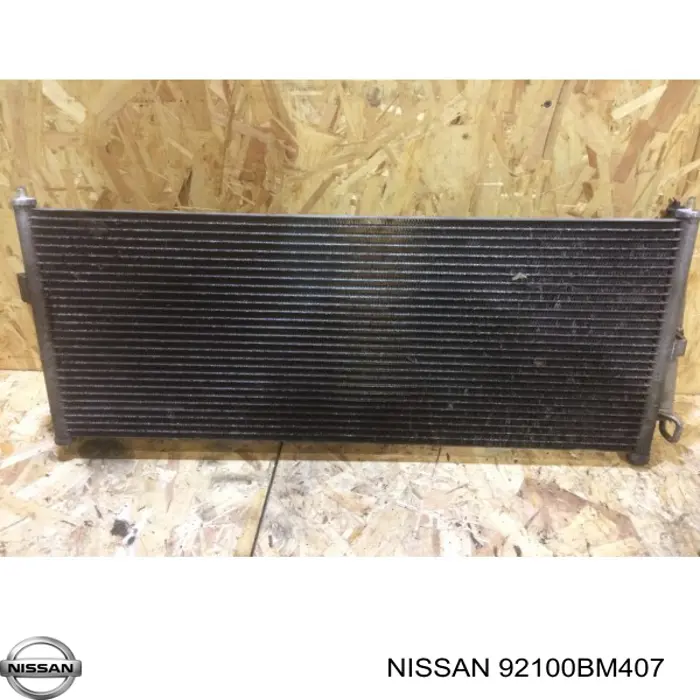 Конденсатор кондиціонера Nissan/Infiniti 92100BM407 ціна, від 62.30 USD