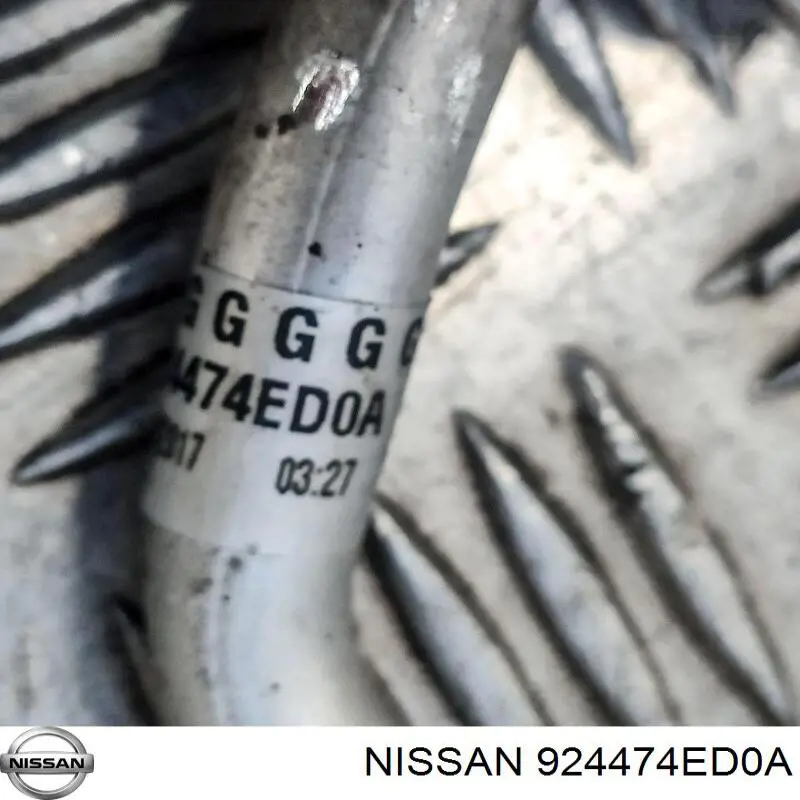 Трубка кондиціонера від компресора до радіатора Nissan/Infiniti 924474ED0A