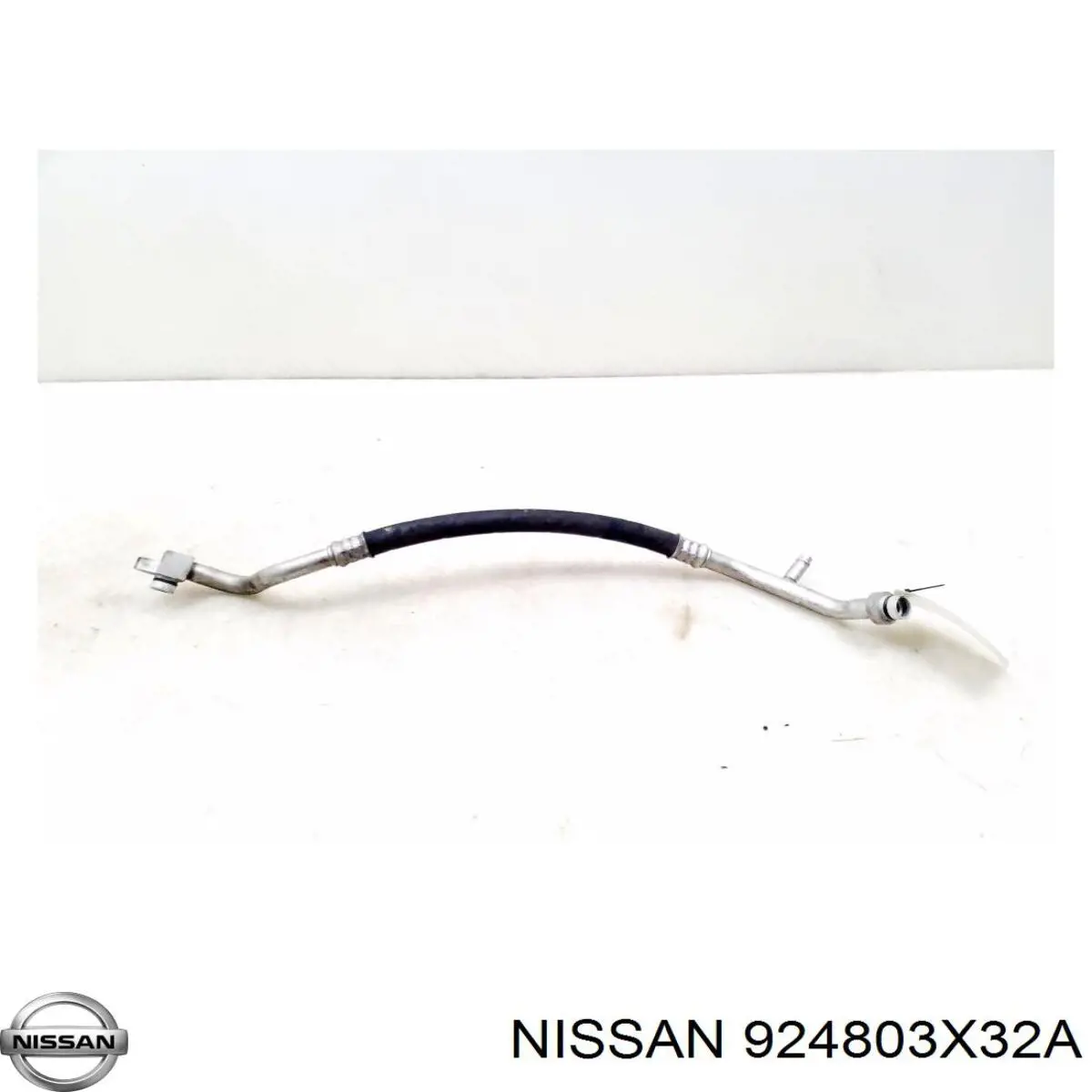 Купити 924803X32A Nissan/Infiniti Шланг кондиціонера, від випарника до компресора