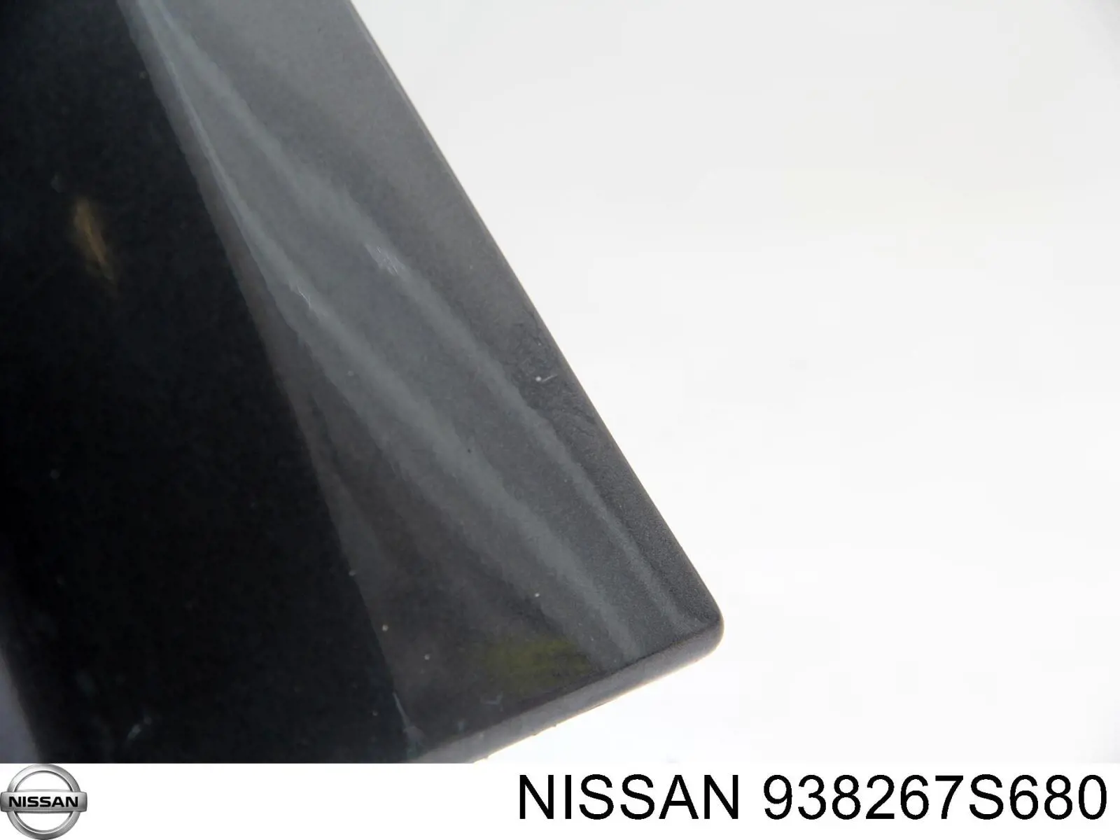 Купити 938267S680 Nissan/Infiniti Накладка заднього правого крила
