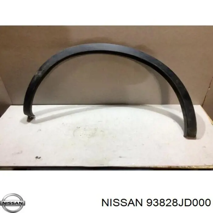 Молдинг задньої арки крила, правий Nissan/Infiniti 93828JD01D ціна, від 29.35 USD
