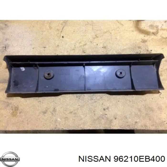 Кріплення переднього номера автомобіля Nissan/Infiniti 96210EB400 ціна, від 19.75 USD