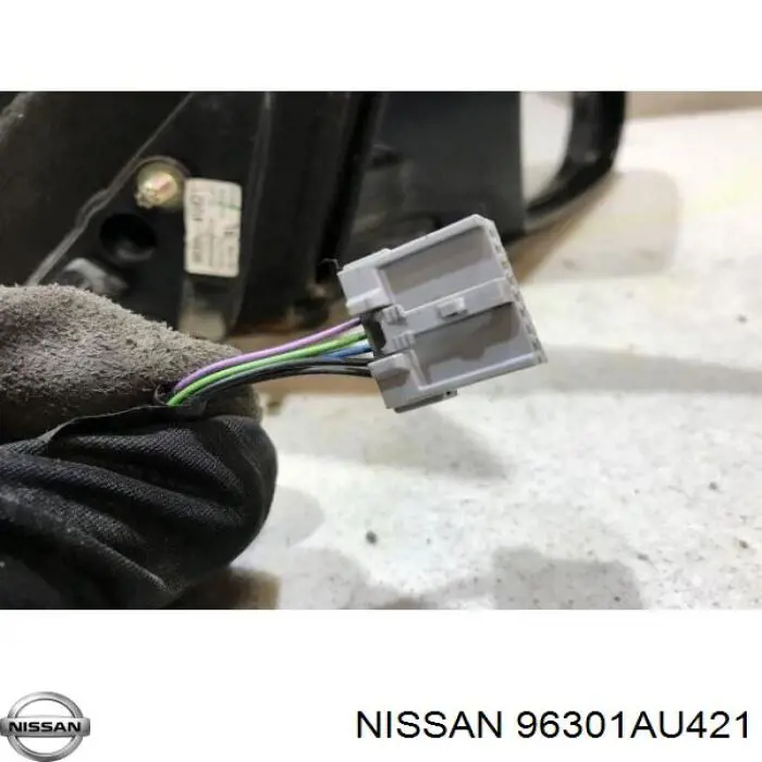 Праве бічне дзеркало Nissan/Infiniti 96301AU421 ціна, від 26.21 USD