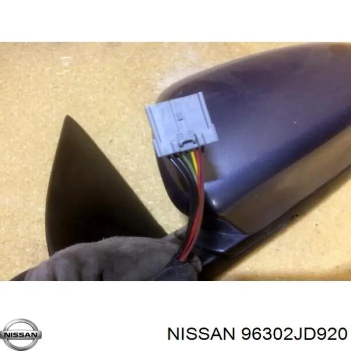 Ліве бічне дзеркало Nissan/Infiniti 96302JD920 ціна, від 97.85 USD