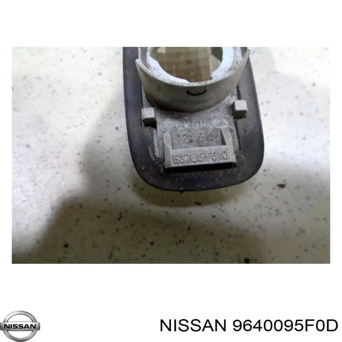 Козирок сонцезахисний автомобіля Nissan/Infiniti 9640095F0D ціна, від 30.40 USD
