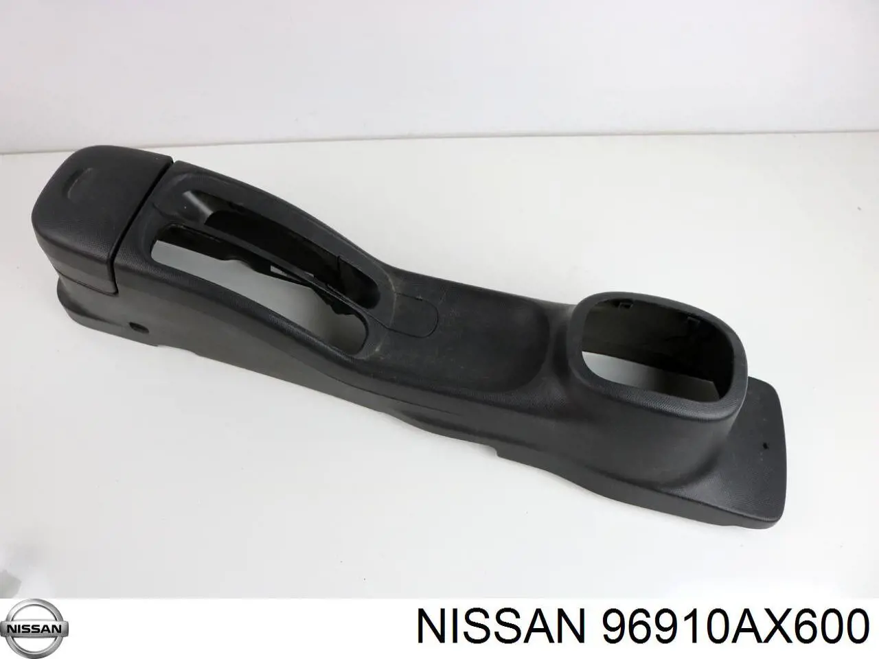 Панель борода Nissan/Infiniti 96910AX600 ціна, від 27.56 USD