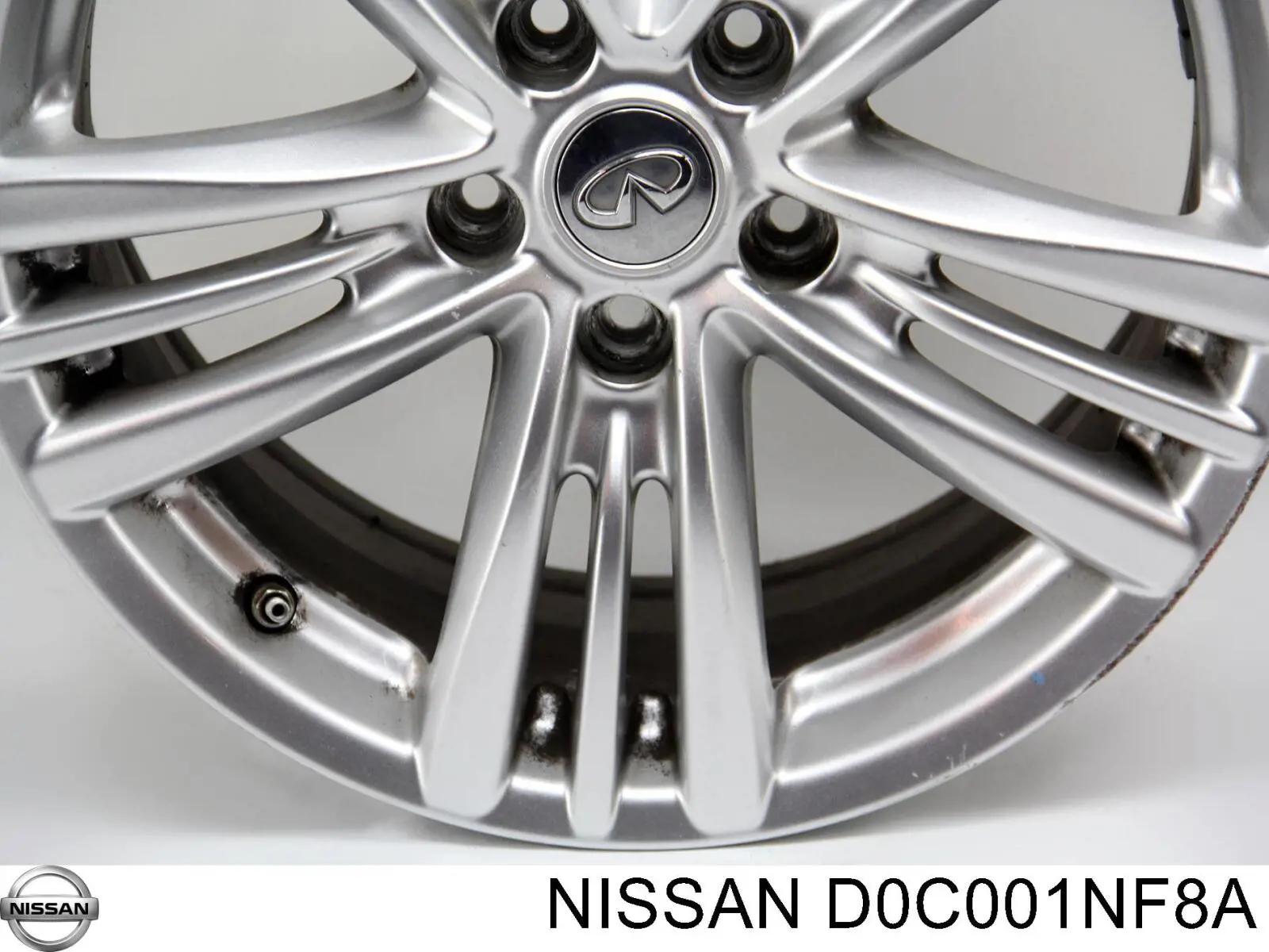  D0C001NF8A Nissan