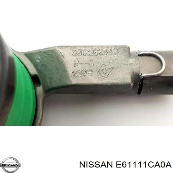 E6A111CB0D Nissan/Infiniti Ліва передня стійка