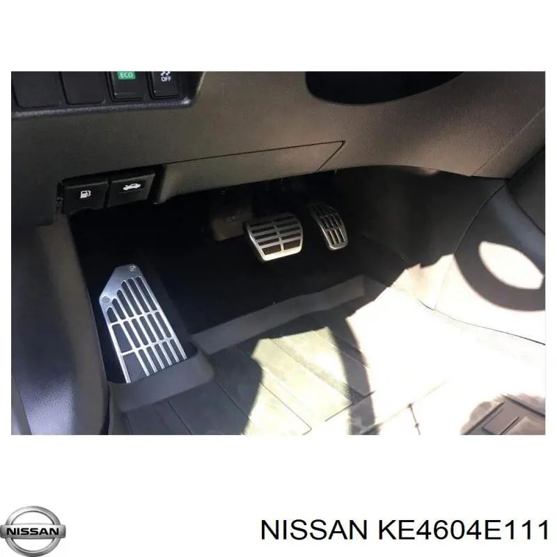 KE4604E111 Nissan/Infiniti Накладка педалей, комплект