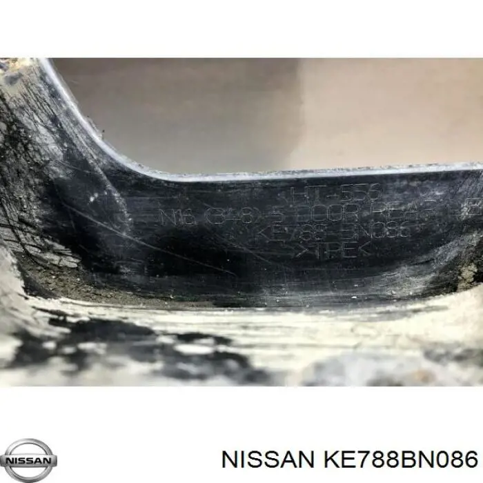 Бризковики задні, комплект на Nissan Almera II N16