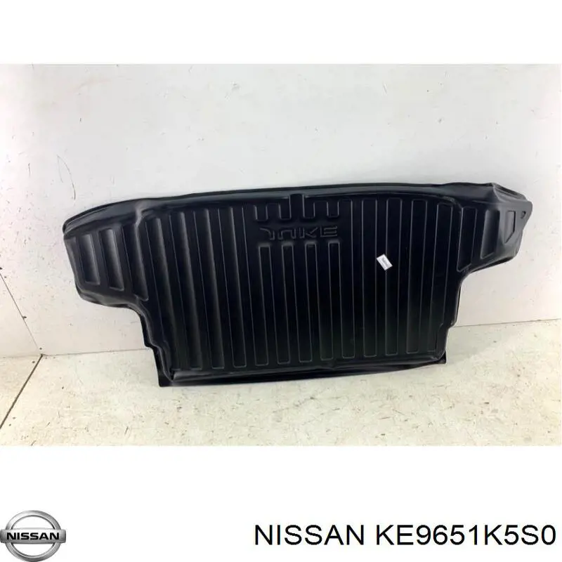 KE9651K5S0 Nissan килимок багажного відсіку