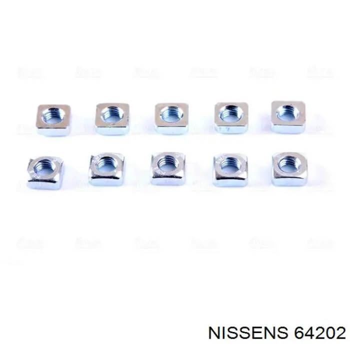 Радіатор основний Nissens 64202 ціна, від 97.12 USD