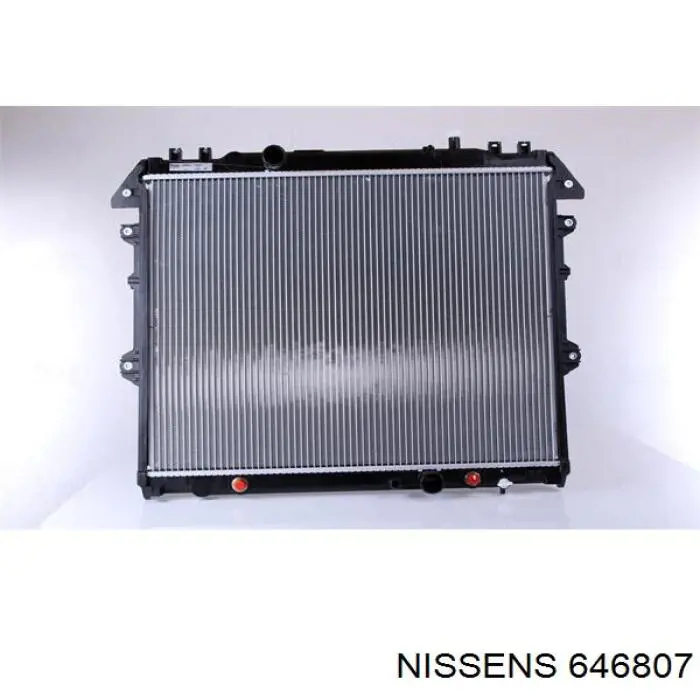 646807 Nissens Радіатор охолодження двигуна