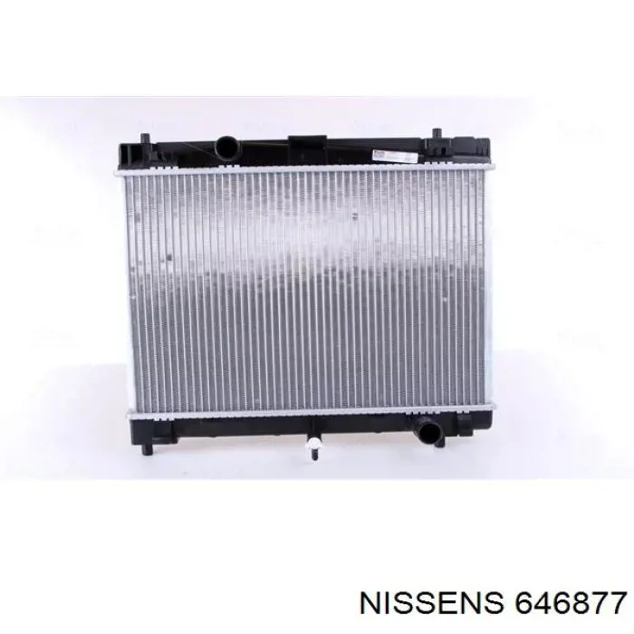 646877 Nissens радіатор охолодження двигуна