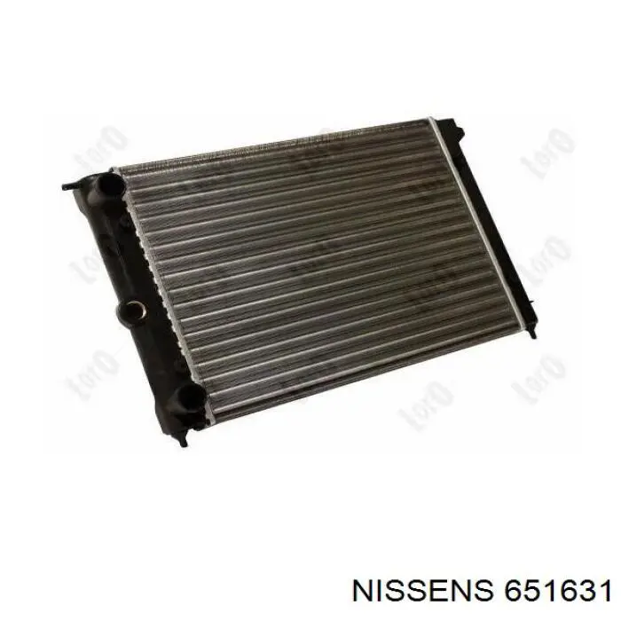 Радіатор основний Nissens 651631 ціна, від 41.36 USD