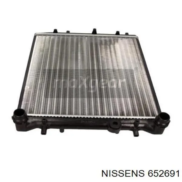 Купити 652691 Nissens Радіатор двигуна