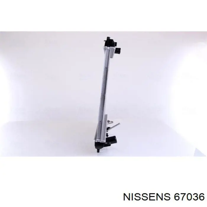 Радіатор охолодження Nissens 67036