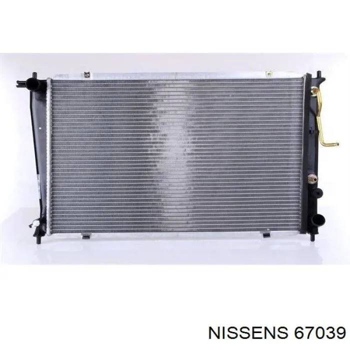Радіатор основний Nissens 67039 ціна, від 106.65 USD