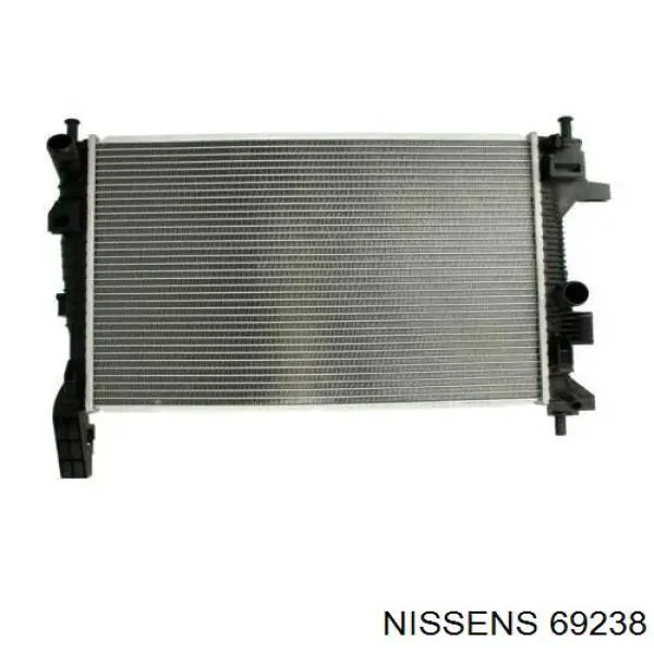 Радіатор основний Nissens 69238 ціна, від 99.80 USD