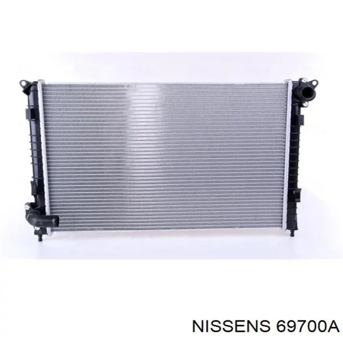 Радіатор основний Nissens 69700A ціна, від 100.26 USD
