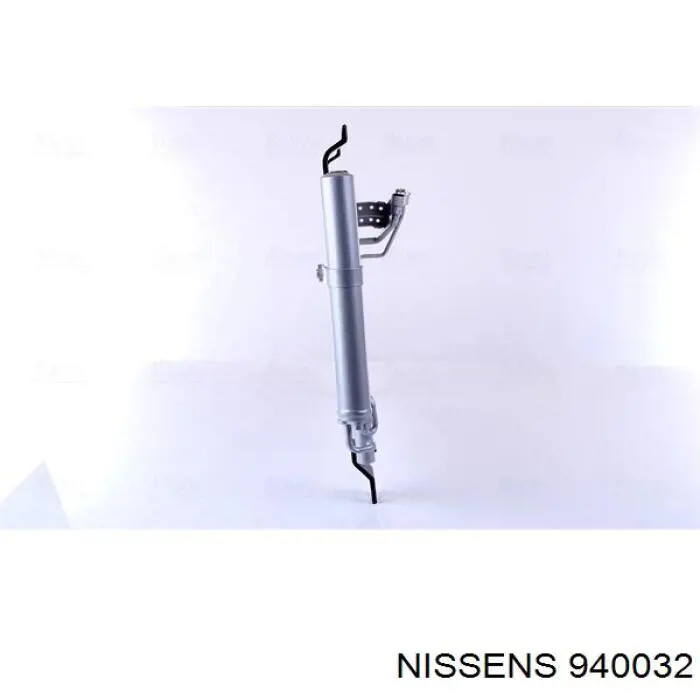 940032 Nissens радіатор кондиціонера