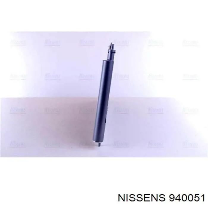 940051 Nissens радіатор кондиціонера