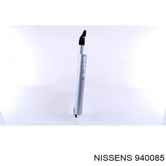 940085 Nissens радіатор кондиціонера