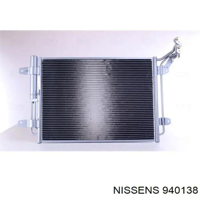 940138 Nissens радіатор кондиціонера