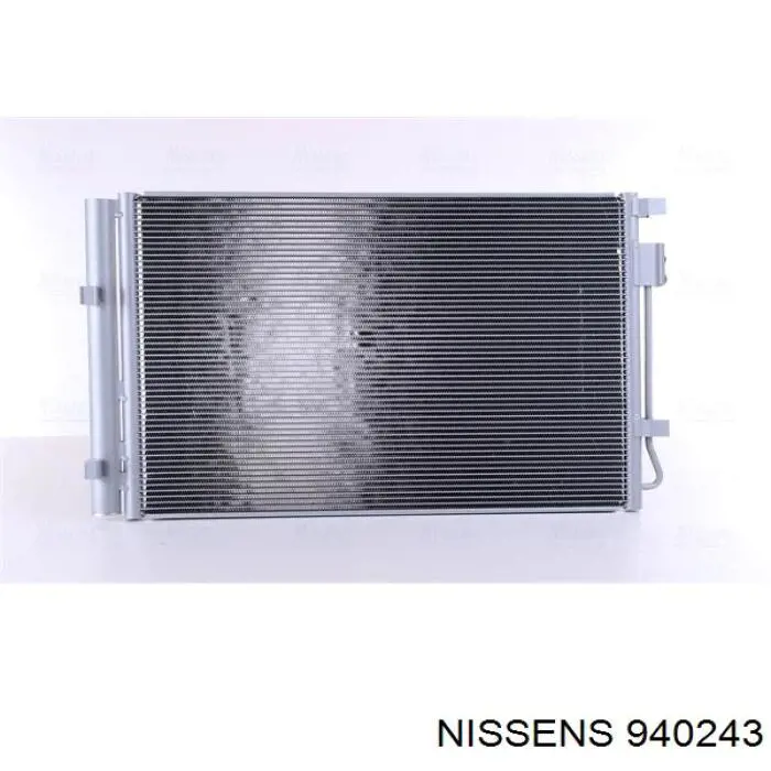 940243 Nissens радіатор кондиціонера
