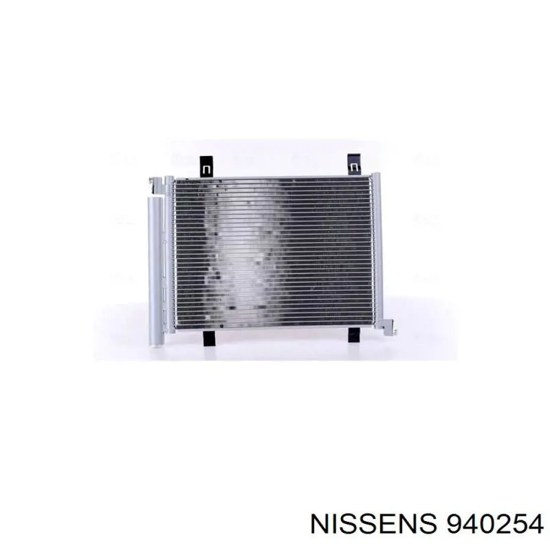 Радіатор кондиціонера DCN32023 Denso