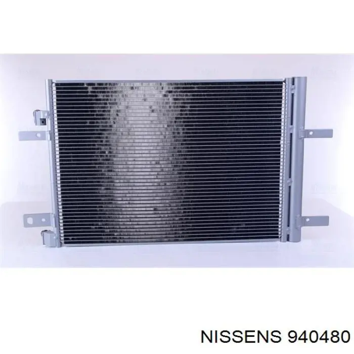 940480 Nissens радіатор кондиціонера