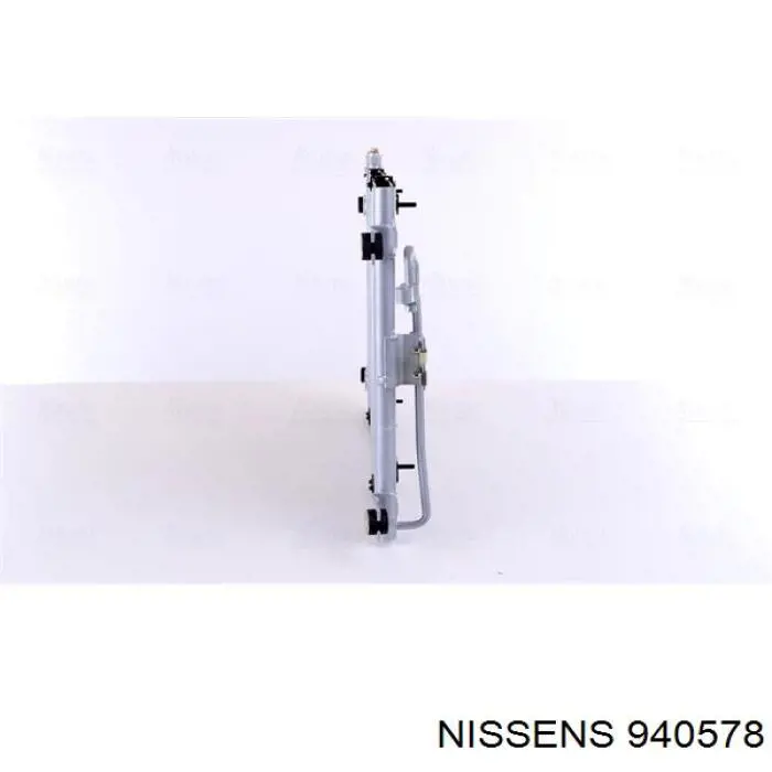 940578 Nissens радіатор кондиціонера