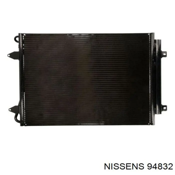 Радіатор кондиціонера 94832 Nissens