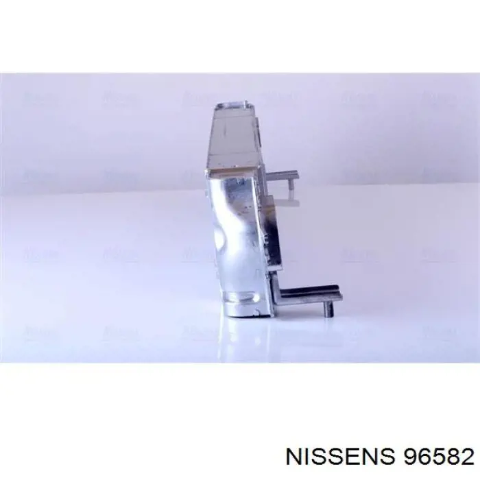 Купити 96582 Nissens Радіатор интеркуллера