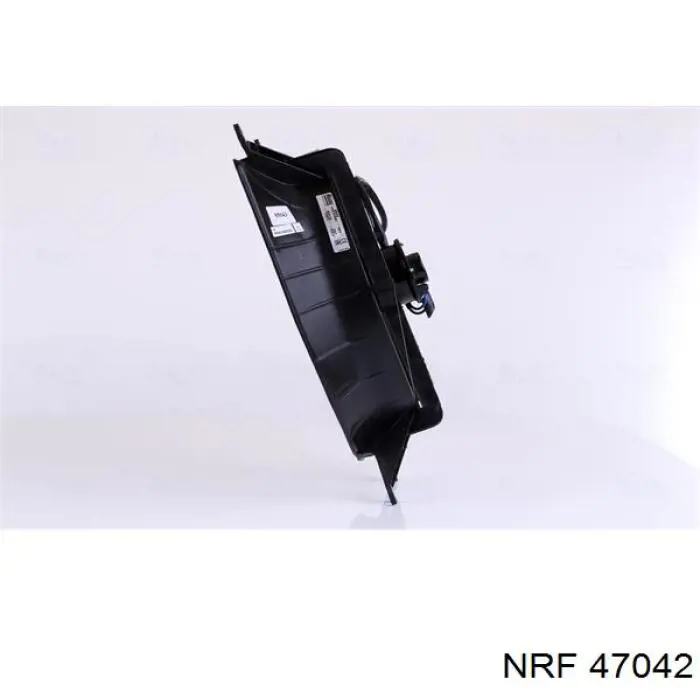 47042 NRF дифузор радіатора охолодження, в зборі з двигуном і крильчаткою