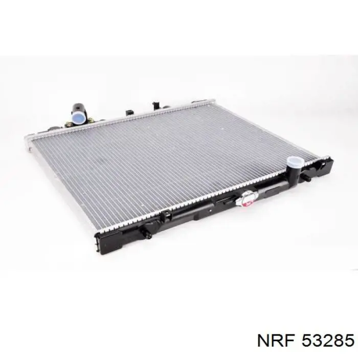 53285 NRF радіатор охолодження двигуна