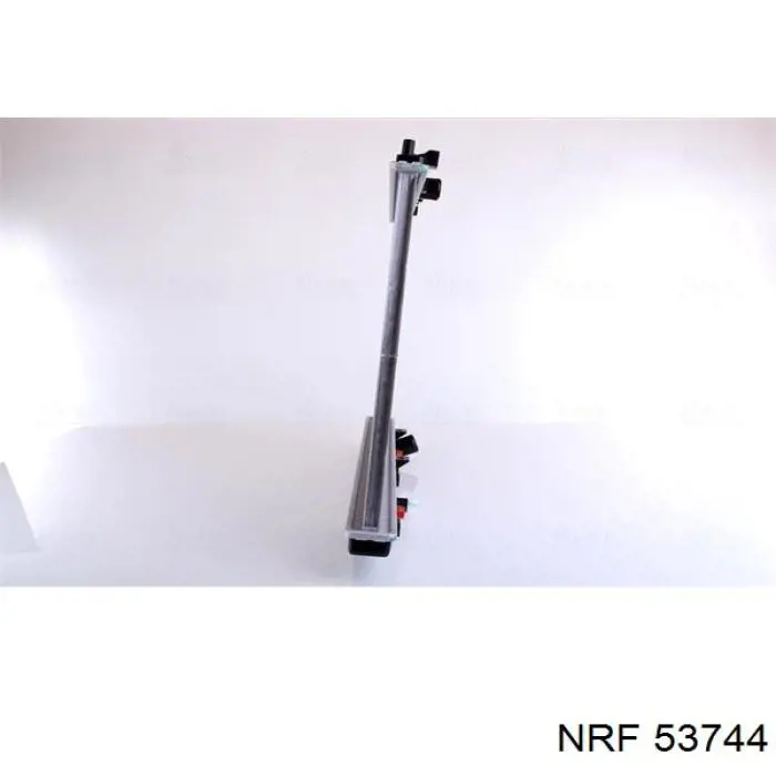 Купити 53744 NRF Радіатор двигуна