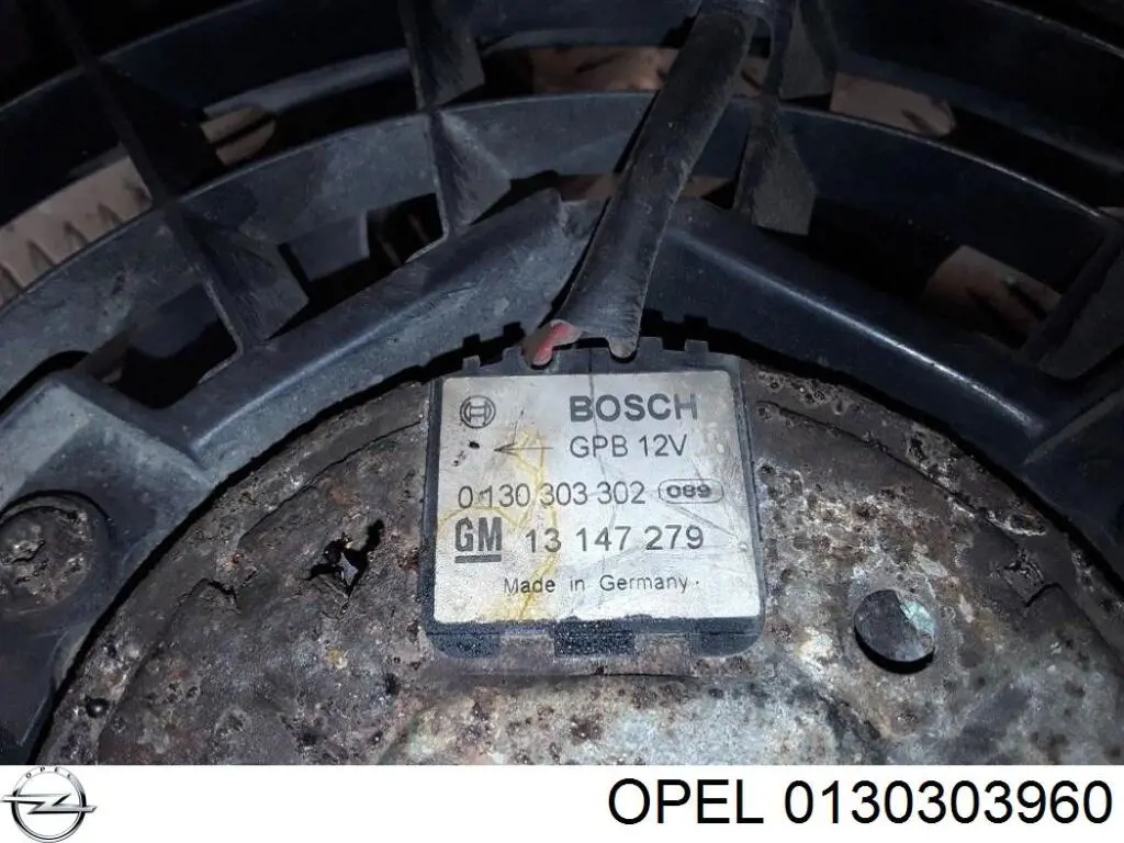 Вентилятор охолодження радіатора 0130303960 Opel